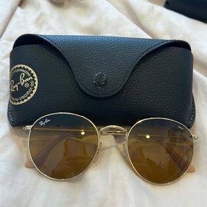 RAY-BAN round sunglasses